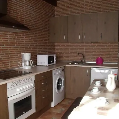 Casa rural Vallecasar